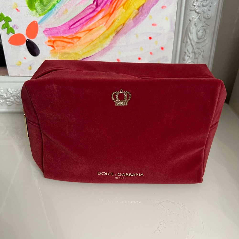 Dolce and Gabbana beauty New makeup bag